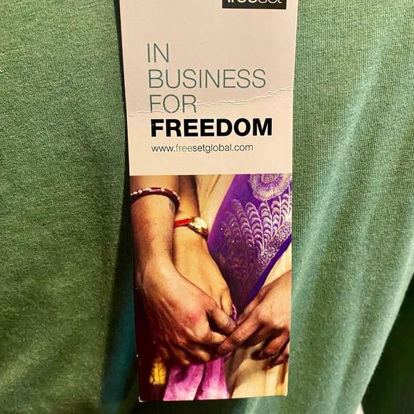 Freeset RISE Long Sleeve T - Size Small - Picture 3 of 5